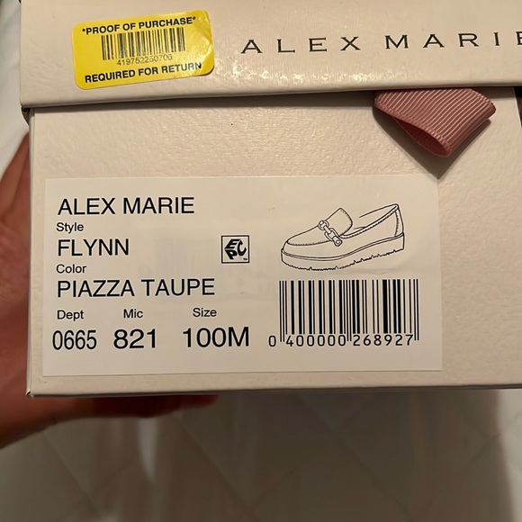 New in box taupe/brown loafers - Picture 4 of 4